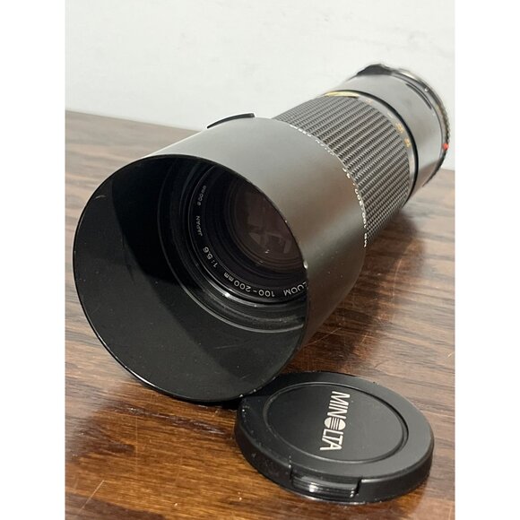 Minolta 100-200mm F5.6 Manual Focus Zoom Lens w/ 55mm Hood & Caps - Vintage - Picture 3 of 10